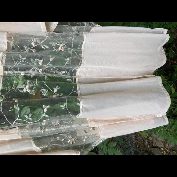 Paperoc  Sheer Pale Pink With Embroidered Flowers Kimono,Coverup  Size Large - Picture 4 of 9